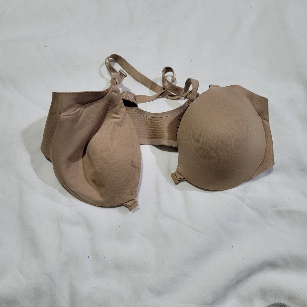 (805) Warners tan Bra, 36B